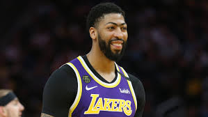 Well roughly 1.9% of the world are twins, so with there being somewhere around 400 players in the league at any given time there should be somewhere between 7 or 8 with twins. Nba Anthony Davis Says Lakers Title Chances Higher After Hiatus