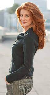 Angie Everhart [irtr] | Angie everhart, Actresses with brown hair, Brunette  actresses