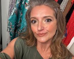 Rhonda Tharp's Instagram, Twitter & Facebook