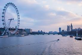 Premier inn london county hall hotel, london. The Best Cheap London Hotels Near London Eye Itsallbee Solo Travel Adventure Tips