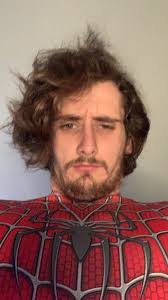 Criss Wade's Instagram, Twitter & Facebook