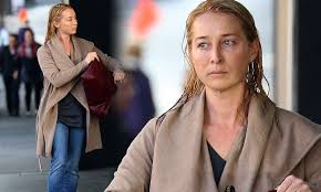 We did not find results for: Makeup Free Offspring Star Asher Keddie Has Wet Hair As She Leaves Salon Daily Mail Online