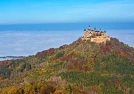 Casa hohenzollern) is a german royal dynasty whose members were variously princes, electors, kings and emperors of hohenzollern, brandenburg, prussia, the german empire, and romania.the family came. Preussen De Die Offizielle Seite Des Hauses Hohenzollern