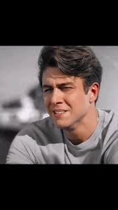 چطوری تورو وقتی تنت به تن یکی دیگه خورده رو بغل بگیرم (:, پیجمونو یادت نره  فالوو کنی🤝🏻, @onurseyidyaran, @onurseyidyaran, @onurseyidyaran, __, #آیاز  #دوروک #کاردشلریم #کلیپ_عاشقانه#دوروک_اتاکول ...