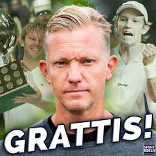 I dag säger vi stort grattis på 50-ÅRSDAGEN till tennislegendaren Thomas  Johansson! Han tog hem hela Australian Open 2002 och är en av få svenskar  som vunnit en Grand Slam-tävling. Som bäst