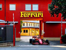 Sogno italiano @ferrari 🇮🇹 scatti che raccontano il progresso e la realizzazione di un grande progetto 🏎 🇮🇹 enzo ferrari 🗣 sono i sogni a far vivere l'uomo. Leclerc Guida La Ferrari Sf1000 A Maranello Vado A Lavoro Corriere It
