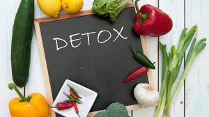 Aiuta a perdere peso facilmente e velocemente, depurando anche l'organismo. Dieta Detox 3 Giorni Programma Sgonfiante Greenstyle