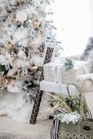 Black And White Christmas Wallpaper Craftberry Bush Home For Christmas Black And White Christmas Tree Http Www Craftberrybush Com Christmas Tree Christmas Aesthetic White Christmas Tree