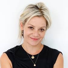 Mary Hennon's Instagram, Twitter & Facebook