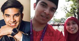 Jan 11, 2019 · syed saddiq is an alumnus of the royal military college (rmc). Kerana Wanita Ini Bekas Pelajar Rmc Kini Ahli Parlimen Muar Syed Saddiq Cebur Diri Dalam Politik Hijabista