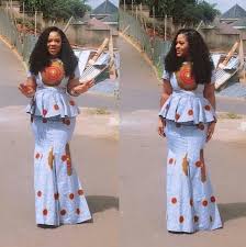 Model pagne africain robe en pagne africain mode africaine robe habits femme robe femme model couture homme modèle pagne imprimés africains robes de dame. Pin By F Guirassy On Nmaski Latest African Fashion Dresses African Fashion Designers African Men Fashion