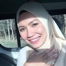 Diadaptasi dari novel 2016 dengan tajuk yang sama karya ezza mysara. Biodata Penuh Pelakon Cantik Aprena Manrose Oh Hiburan