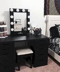 Awesome Bedroom Vanity Decoration Ideas Https Homeondecor Com 2018 08 15 Bedroom Vanity Decoration Ideas Stylish Bedroom Makeup Room Decor Beauty Room