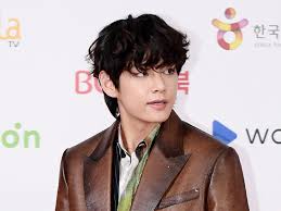 It's an opportunity to live a dream life and experiment without consequence. The Ray Ban Sunglasses We Re Buying From The Amazon Big Style Sale Teen Vogue