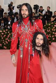 Aug 28, 2017 · can everyone agree that jared leto sucks? Jared Leto Brings A Replica Of His Head To Met Gala