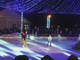 Scris de anidescoala.ro pe 15 ianuarie 2013. Foto Video Eminescu SÄƒ Ne Judece O Feerie De Lumini Campioane Mondiale È™i Hituri Pe Patinoarul Din Parc Bistriteanul Afla Primul