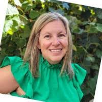 Jane Frick's Instagram, Twitter & Facebook