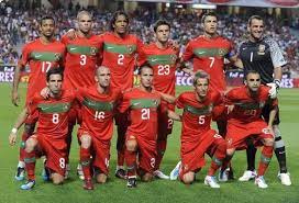 Pin By Mariana Santos On A Few Of My Favourite Things Soccer Guys Portugal Soccer Soccer Team