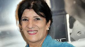 Ở Nhật Bản, một con robot có khuôn mặt in 3D của người đã khuất sẽ giúp ích cho quá trình đau buồn.