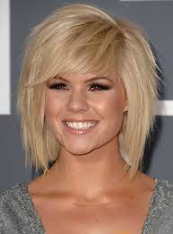Was sind die aktuellen trends? 10 Gute Choppy Bob Mit Pony Choppy Long Bob Mit Pony Bob Frisuren Hairstyle Hairstyles Naturalhairstyles Frisuren Kurz Mit Pony Bob Mit Pony Bob Frisur