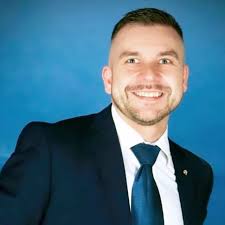 Pope Francis is so much more a better human than you will ever be. Not only  do I look to him for guidance but I also know that I would not let