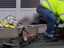Accident scuter masina actualmm baia mare. Tragedie Devastatoare La Baia Mare Chiar De CrÄƒciun Pietoni Ucisi Pe Trotuar DupÄƒ Un Accident Cumplit Intre DouÄƒ Masini