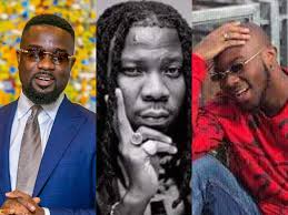 I feel these musical shows every Christmas in Ghana are becoming stale.  Nothing new, same stage miming of songs we have heard over and over. Can't  they introduce something new? Let's have