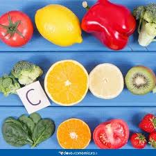 La vitamina c è contenuta in grandi quantità soprattutto nella verdura fresca e negli agrumi. Vitamina C Alimenti Benefici E Controindicazioni