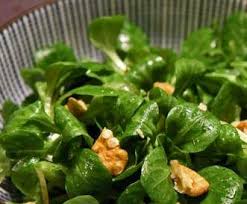 Feldsalat Mit Walnussdressing Rezept Feldsalat Feldsalat Rezept Salat