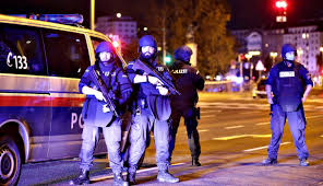Disebut camtu sebab berada dekat dengan pegunungan alpen. Penembakan Brutal Di Ibu Kota Austria Tewaskan 3 Orang Dan Belasan Luka