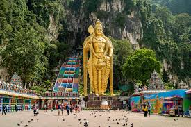 Kuala lumpur is the capital city of malaysia, boasting gleaming skyscrapers, colonial architecture, charming locals, and a myriad of natural attractions. Study Live In Malaysia Destination Guide Kuala Lumpur Asia Exchange