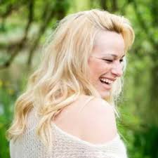 De knockouts (net zoals bij the voice senior). An Lemmens Biography Age Height Husband Net Worth Family
