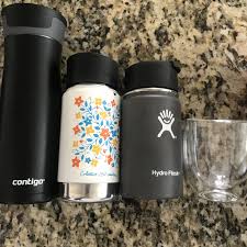 The travel coffee mug is ubiquitous and some coffee shops even give a discount if you utilize your reusable cup instead of the disposable ones. 5 Best Coffee Mugs To Keep Coffee Hot I Ve Found Lkcs