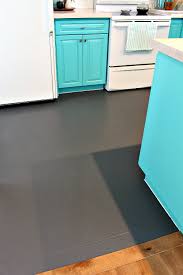 However, with patience, the proper preparation and color selection, you can. How To Paint A Vinyl Floor Diy Painted Floors Dans Le Lakehouse