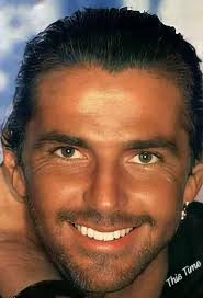 💕 Every day is a day when you can do something nice for yourself and for  others . 💕