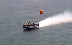 video worlds fastest pontoon boat sets new speed record