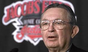 Andrew McCutchen officially introduces his alter ego Larry