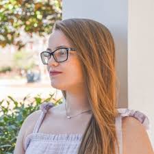 Haley Manor (@HMANOR453)