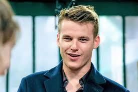 Sergio Herman stelt zijn knappe dochter Moon voor, die al 18 jaar geworden  is