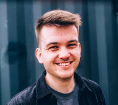 Mit Leon Stein Kontakt aufnehmen