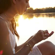 Buddha Stones Amethyst Lilie Charm Balance Heilung Armband