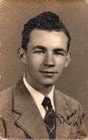 Darryl Starr's Instagram, Twitter & Facebook