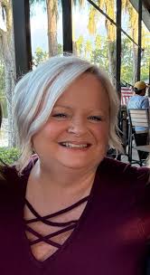 Hi I'm Sara a 62 year old dull woman now living in Donegal, Ireland. My  hobbies are sea swimming, telling people about my sea swims & my friend  Sammy the seal &