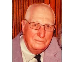 Dawn Griswold's Instagram, Twitter & Facebook