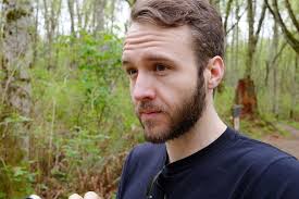 Heroics: Strange Tales of Absurd Superheroes: Brian Moll: 9781938191008:  Amazon.com: Books