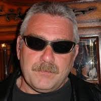 Derrick Medley's Instagram, Twitter & Facebook