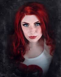 The Rogue emerges straight out of the Savage Land 📸: @eyecamphotos • •  #rogue #marvel #roguecosplay #xmen #marvelcosplay #xmencosplay #marvelcomics