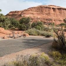 Devils garden campground is located deep in the interior of arches national park at the very end of the park's main road and adjacent to the devil's garden trailhead. Camping Arches National Park U S National Park Service