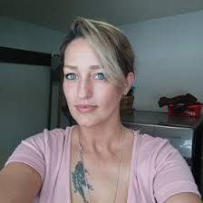 Leanne Beal (lemarj)