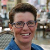 2 "Petra Melief" profiles